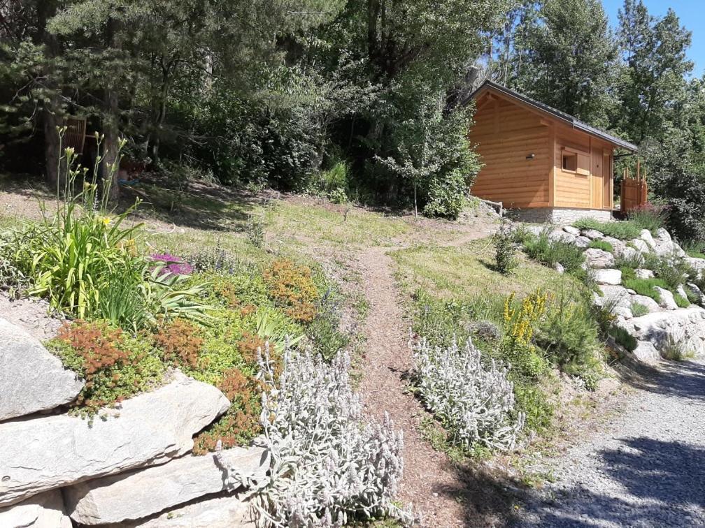 Petit Chalet Neuf Independant 2 Pers "La Cabane De Jean " Briançon Eksteriør bilde